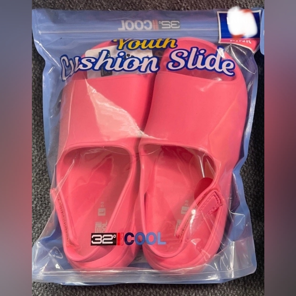 New! 32 Degrees Kid's Girls Toddler Cushion Strap Sandal Pink Size M Medium 13-1
